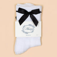 The Signature - White