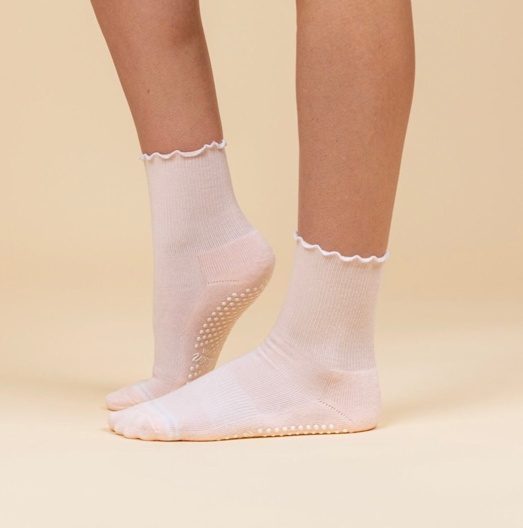 The Essential II - Pale Pink